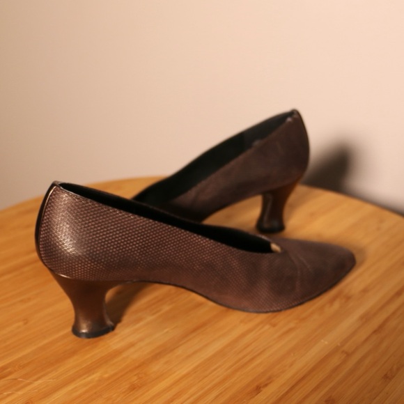 Vintage Stuart Weitzman heels pumps brown bronze estimated women’s size 9 - Picture 4 of 8